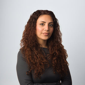 Derya Simsir 344x344.jpg Derya Simsir 344x344